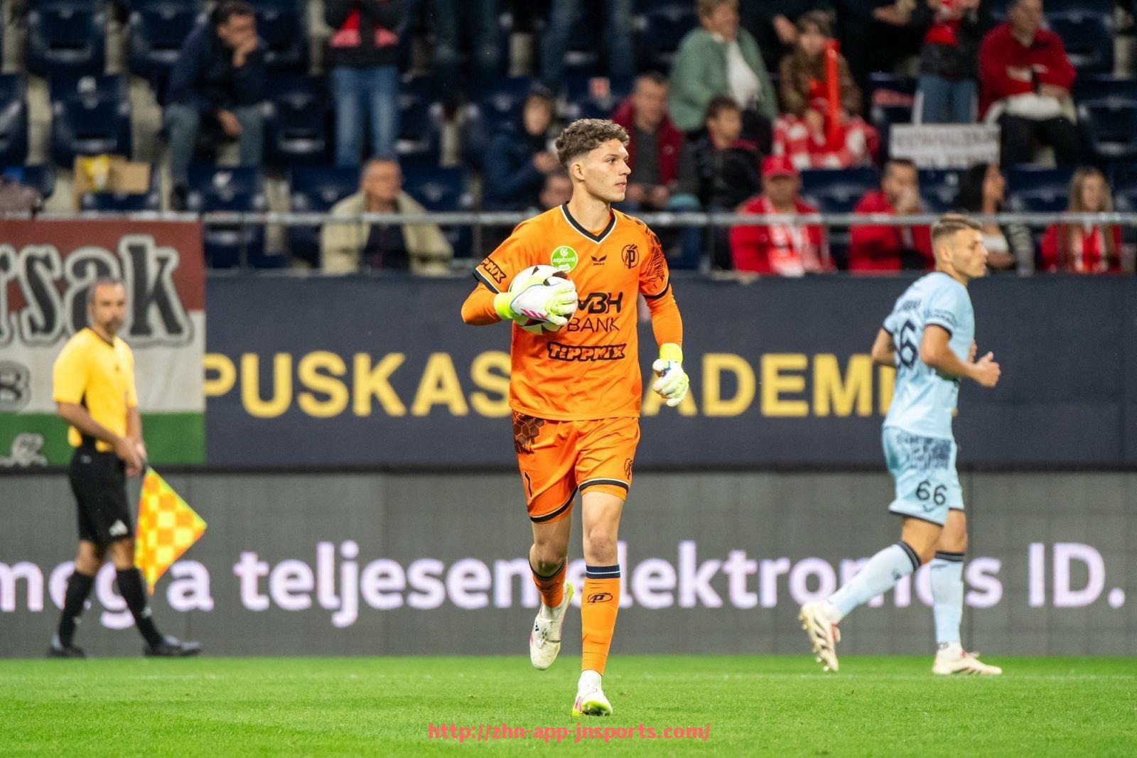 江南体育APP下载-意甲球队相关视频合集：小迪视角的精彩瞬间