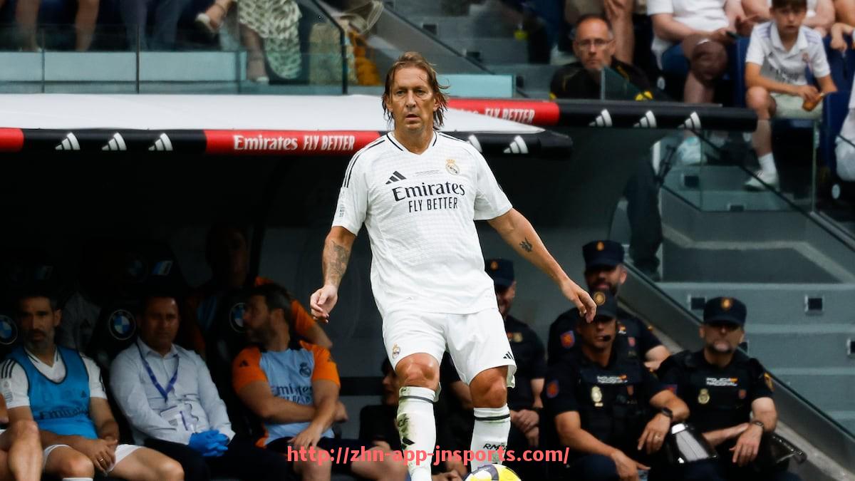 江南体育APP下载-CBA和足球一样了：CBA与足球逐渐融合的趋势与未来展望