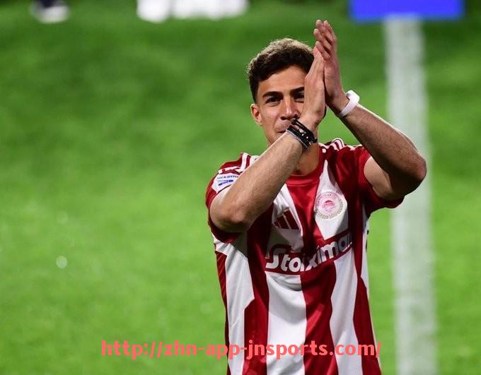 江南体育APP下载-世俱杯守门员表现排行及关键扑救回顾