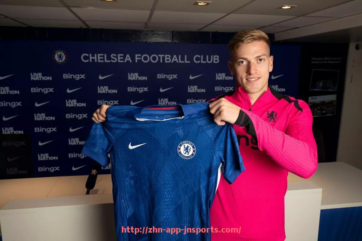 江南体育APP下载-2018年英超球队身价的变化与市场趋势